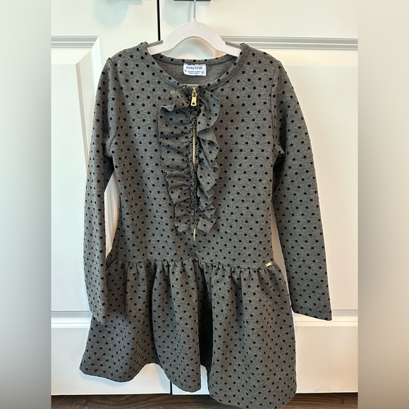 Mayoral Other - Mayoral Girls Gray w/ Black Polka Dot Ruffle Long Sleeve Dress (Size 10)